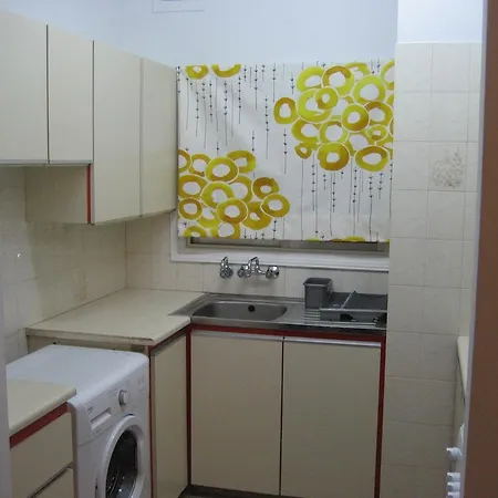 Smart In Mackenzie Beach Apartment