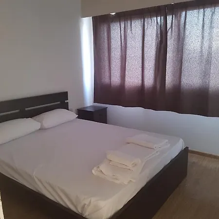 Smart In Mackenzie Beach Apartment Larnaka